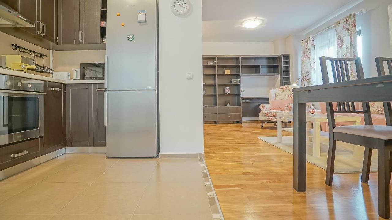 Cn2I Luxury Accommodation/Privilegio8 Braşov Exteriör bild
